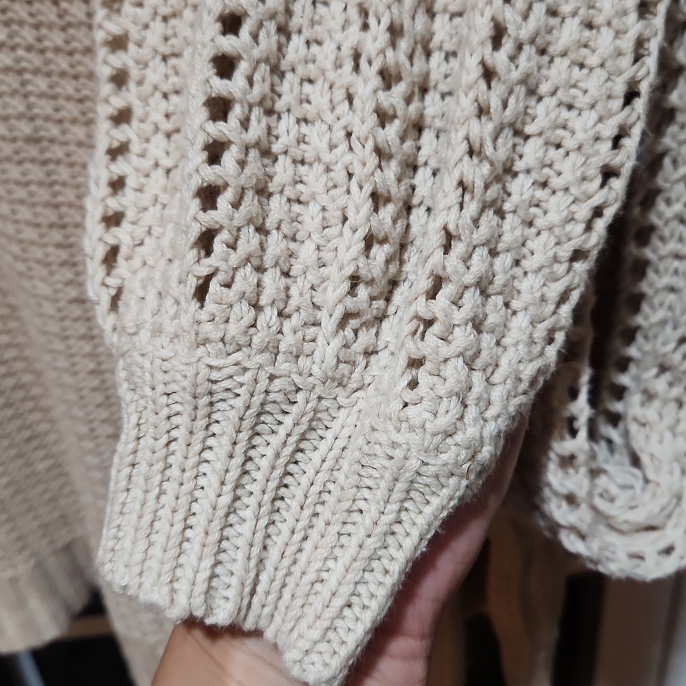 American Eagle Outfitters Beige Knit Crew Neck Sweater - Picture 2 of 4
